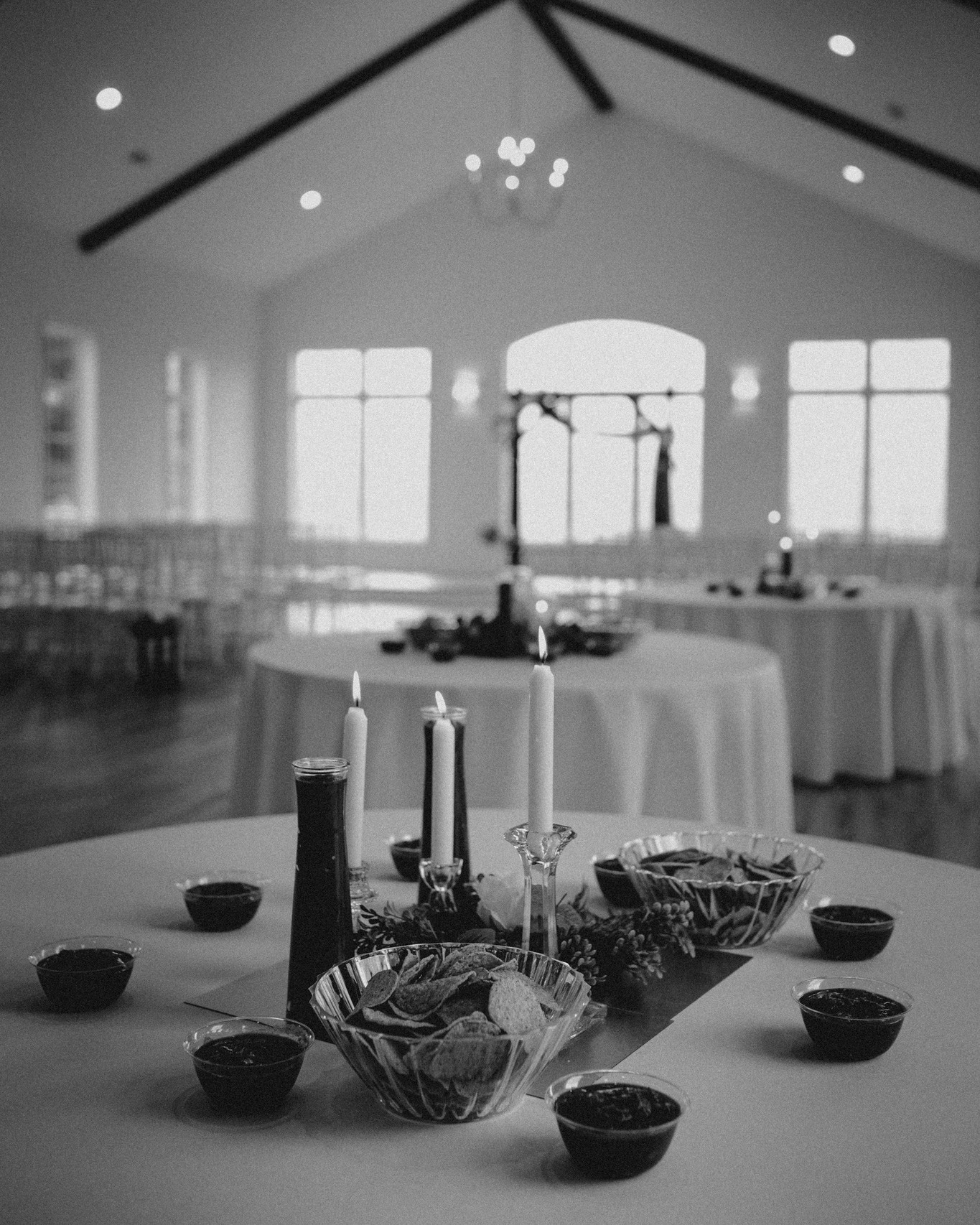 A beautifully decorated wedding venue with Winchester KY Wedding photographer capturing the moment.