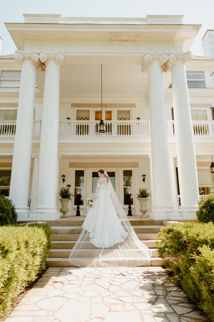 Rachel & Elliott's elegant wedding at the historic Winchester Opera House in Winchester, Kentucky, captured by Kentucky wedding photographer A Pair of Perry's Photography, featuring classic decor and romantic details.