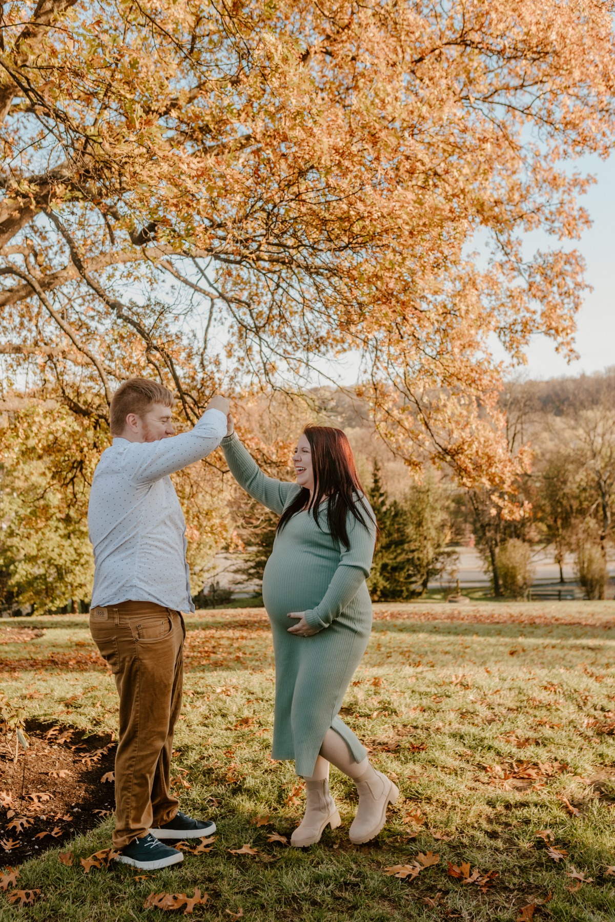 kentucky fall golden hour maternity session buffalo trace frankfort ky 71